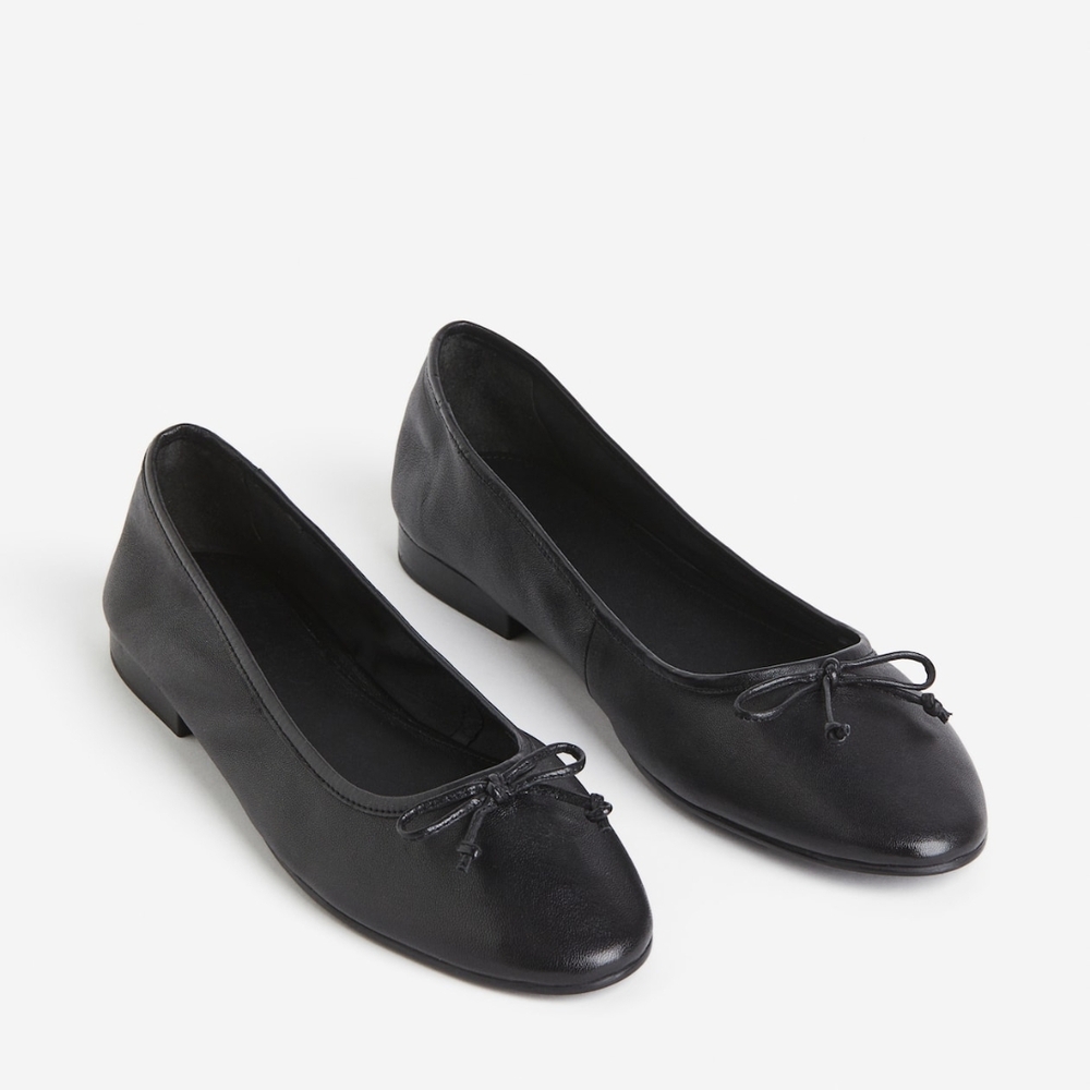 Black Genuine Leather Bow Ballerina Flats With Low Block Heel, Size 7